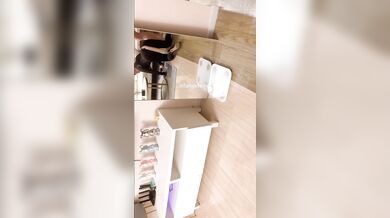 风骚眼镜御姐苏苏 紫薇 喷水 喝淫水 口活3P啪啪 母狗调教刺激 (2)